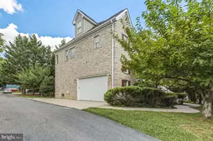 203 First St, Rockville, MD 20851 - Photo 53