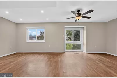 18948 Montgomery Village Avenue, Gaithersburg, MD 20886 - Photo 7