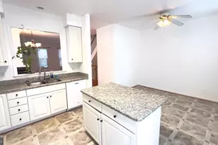 9742 Washingtonian Blvd, Gaithersburg, MD 20878 - Photo 13