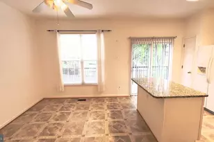 9742 Washingtonian Blvd, Gaithersburg, MD 20878 - Photo 11