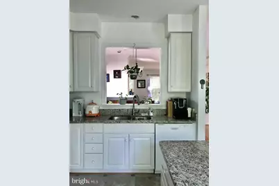 9742 Washingtonian Boulevard, Gaithersburg, MD 20878 - Photo 3