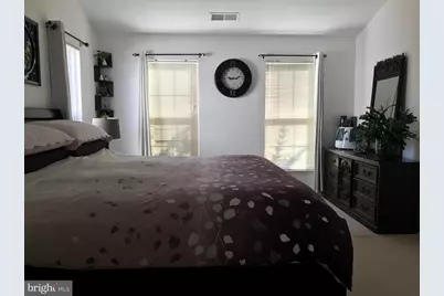 9742 Washingtonian Boulevard, Gaithersburg, MD 20878 - Photo 15