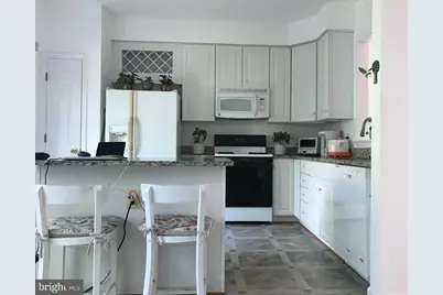 9742 Washingtonian Boulevard, Gaithersburg, MD 20878 - Photo 5