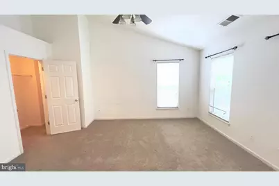 9742 Washingtonian Boulevard, Gaithersburg, MD 20878 - Photo 21