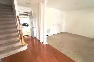 9742 Washingtonian Blvd, Gaithersburg, MD 20878 - Photo 3