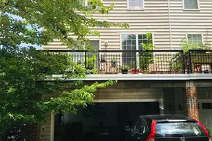 9742 Washingtonian Blvd, Gaithersburg, MD 20878 - Photo 11