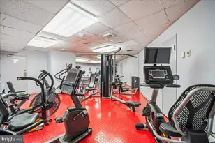 4601 N Park Ave, Chevy Chase, MD 20815 - Photo 31