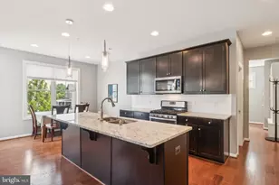 13305 Windy Meadow Ln, Silver Spring, MD 20906 - Photo 5