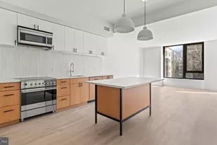10511 Strathmore Hall St, North Bethesda, MD 20852 - Photo 9