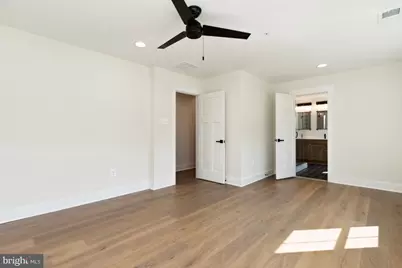 19501 Fisher Avenue, Poolesville, MD 20837 - Photo 13