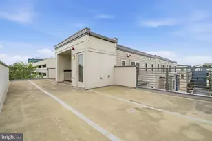 10430 Breuer St, Bethesda, MD 20817 - Photo 37