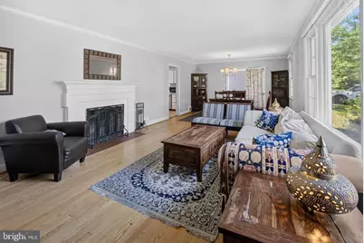 7313 Lynnhurst Street, Chevy Chase, MD 20815 - Photo 3