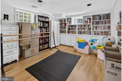 7313 Lynnhurst Street, Chevy Chase, MD 20815 - Photo 15