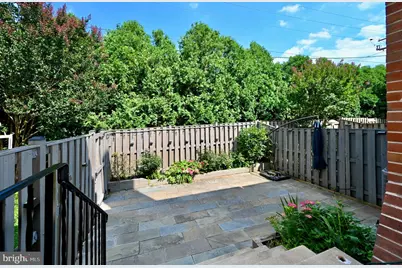 10231 Arizona #51, Bethesda, MD 20817 - Photo 29
