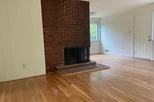6009 Cheshire Dr, Bethesda, MD 20814 - Photo 5