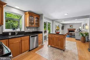 16720 Sioux Ln, Gaithersburg, MD 20878 - Photo 11