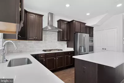 12241 Bluffwood Terrace, Clarksburg, MD 20871 - Photo 15