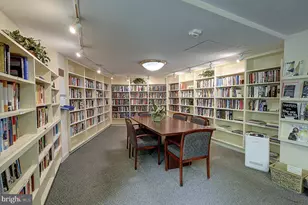 5225 Pooks Hill Rd, Bethesda, MD 20814 - Photo 15