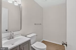 7526 Coddle Harbor Ln, Potomac, MD 20854 - Photo 13