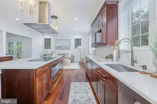 9715 Singleton Dr, Bethesda, MD 20817 - Photo 7
