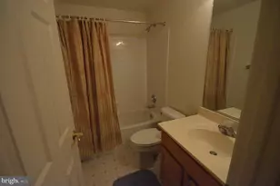 325 Winter Walk Dr, Gaithersburg, MD 20878 - Photo 37