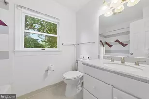 20104 Westerly Ave, Poolesville, MD 20837 - Photo 43