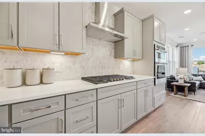 510 Parkview Avenue, Gaithersburg, MD 20878 - Photo 3