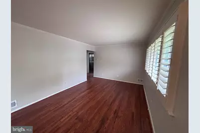 701 Robert Road, Rockville, MD 20850 - Photo 9