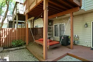 11906 Castlegate Ct, Rockville, MD 20852 - Photo 33