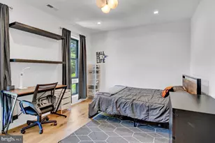 7601 Persimmon Tree Ln, Bethesda, MD 20817 - Photo 21
