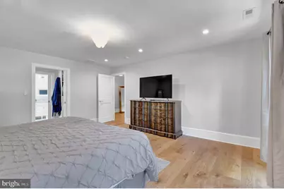 7601 Persimmon Tree Lane, Bethesda, MD 20817 - Photo 15