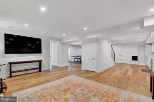7601 Persimmon Tree Ln, Bethesda, MD 20817 - Photo 27