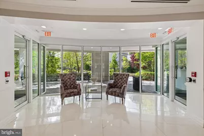 8121 River Road #423, Bethesda, MD 20817 - Photo 7
