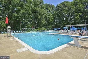 6048 Rossmore Dr, Bethesda, MD 20814 - Photo 27