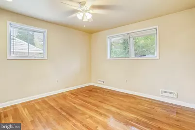 6048 Rossmore Drive, Bethesda, MD 20814 - Photo 11