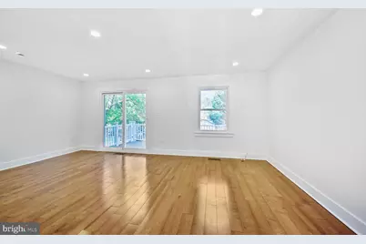 10222 Arizona Circle #18, Bethesda, MD 20817 - Photo 3