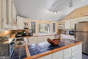 206 Grove Ave, Washington Grove, MD 20880 - Photo 7