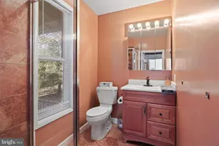 206 Grove Ave, Washington Grove, MD 20880 - Photo 17