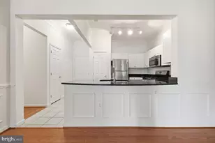 7 Booth St, Gaithersburg, MD 20878 - Photo 5
