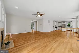 2 Seneca Forest Ct, Germantown, MD 20876 - Photo 35