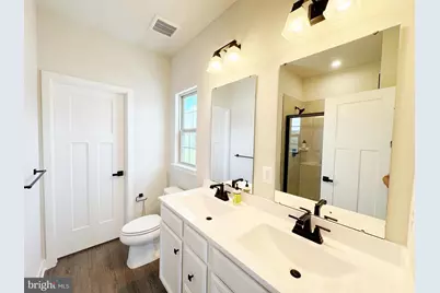 19722 Preservation Mews, Montgomery Village, MD 20886 - Photo 17