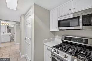 11710 Old Georgetown Rd, North Bethesda, MD 20852 - Photo 9