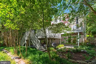 6414 Brookes Ln, Bethesda, MD 20816 - Photo 33