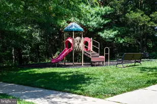 589 Cedar Spring St, Gaithersburg, MD 20877 - Photo 43