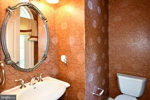 589 Cedar Spring St, Gaithersburg, MD 20877 - Photo 11