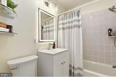 10619 Kenilworth Avenue #202, Bethesda, MD 20814 - Photo 11