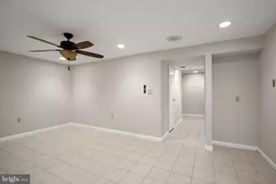 12405 Gooderham Way, Gaithersburg, MD 20878 - Photo 27