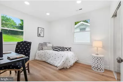 402 Elm Avenue, Takoma Park, MD 20912 - Photo 17