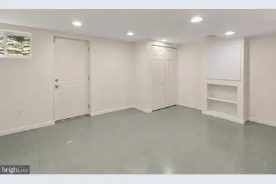 11400 Cloverhill Drive, Silver Spring, MD 20902 - Photo 29