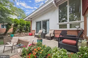 11400 Cloverhill Dr, Silver Spring, MD 20902 - Photo 33